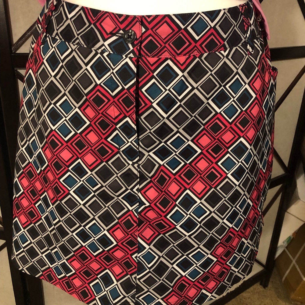 Slazenger women’s golf skort.